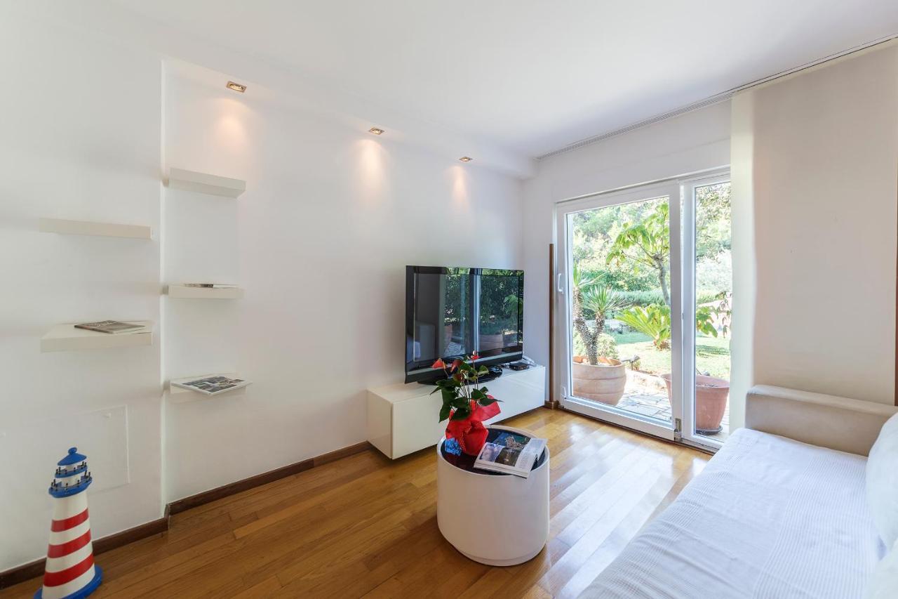 Apartments Villa Lungomare 풀라 외부 사진