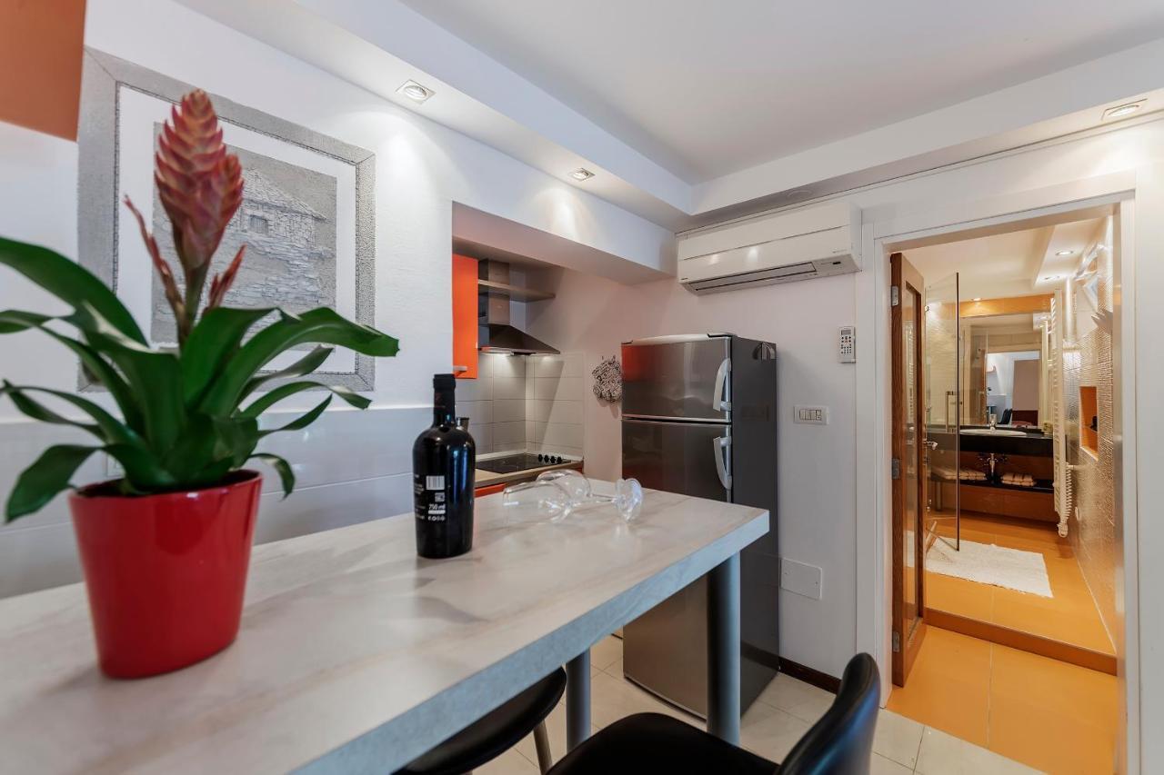 Apartments Villa Lungomare 풀라 외부 사진